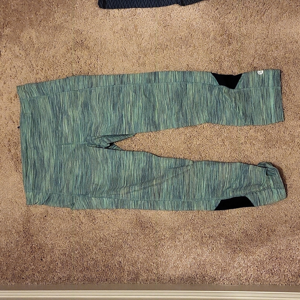 Lululemon pace rival crops